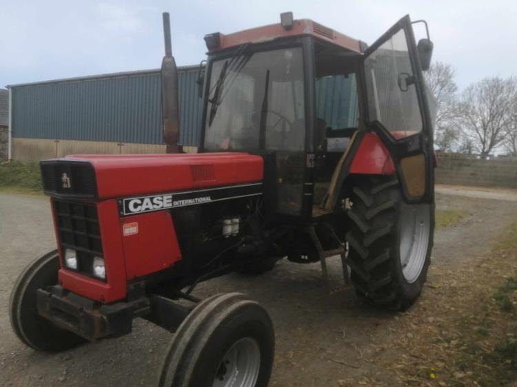 Case IH International 956 Tractor and Farm Machinery Sales Wales