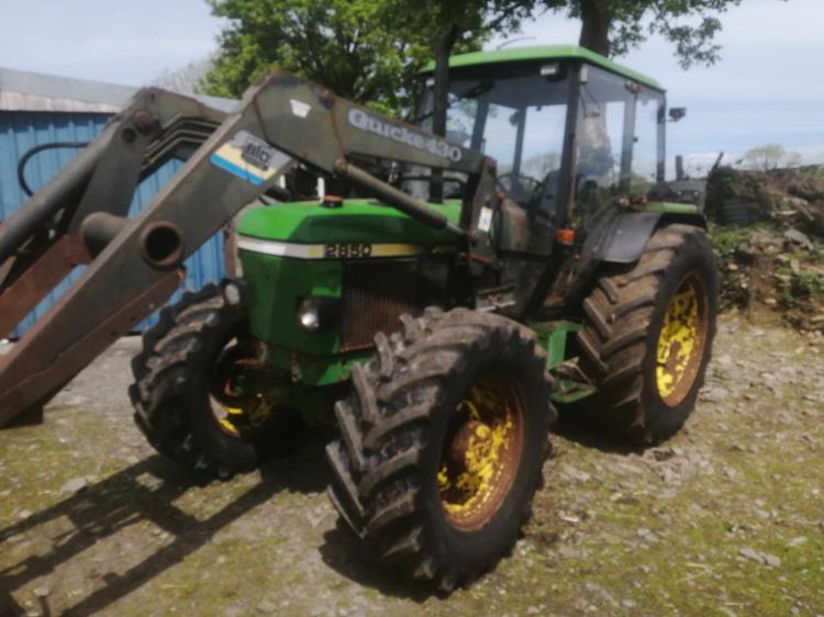 John Deere 2850 Quicky Loader Tractor and Farm Machinery Sales Wales